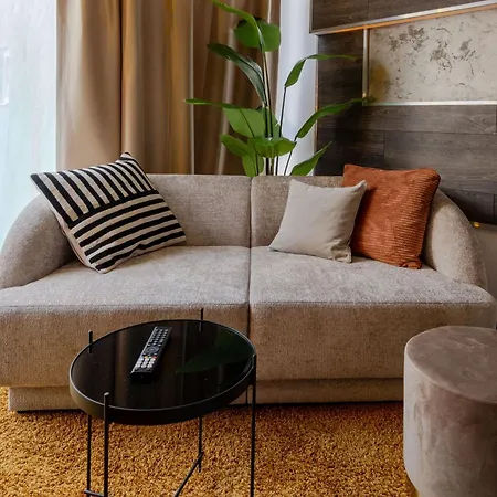 Staybaran Design - Zentrum Lejlighed