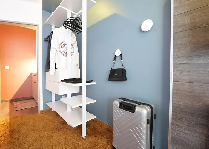 Staybaran Design - Zentrum Lejlighed